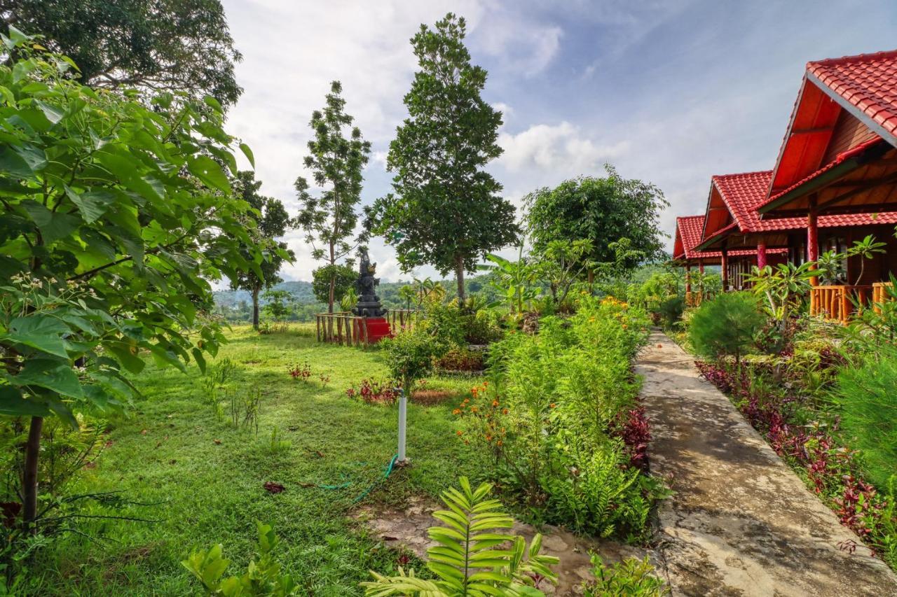 Ayu Hill Bungalows Toyapakeh Esterno foto